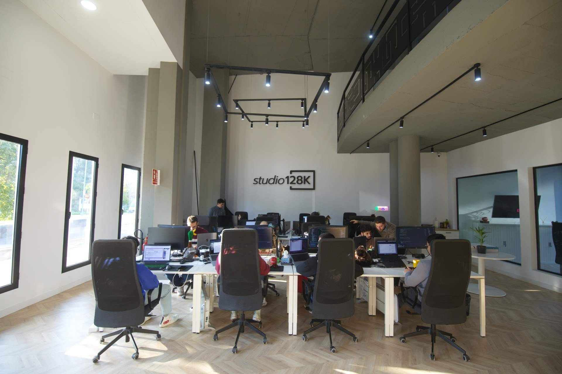 El desarrollo de software a medida impulsa la digitalización de empresas en crecimiento