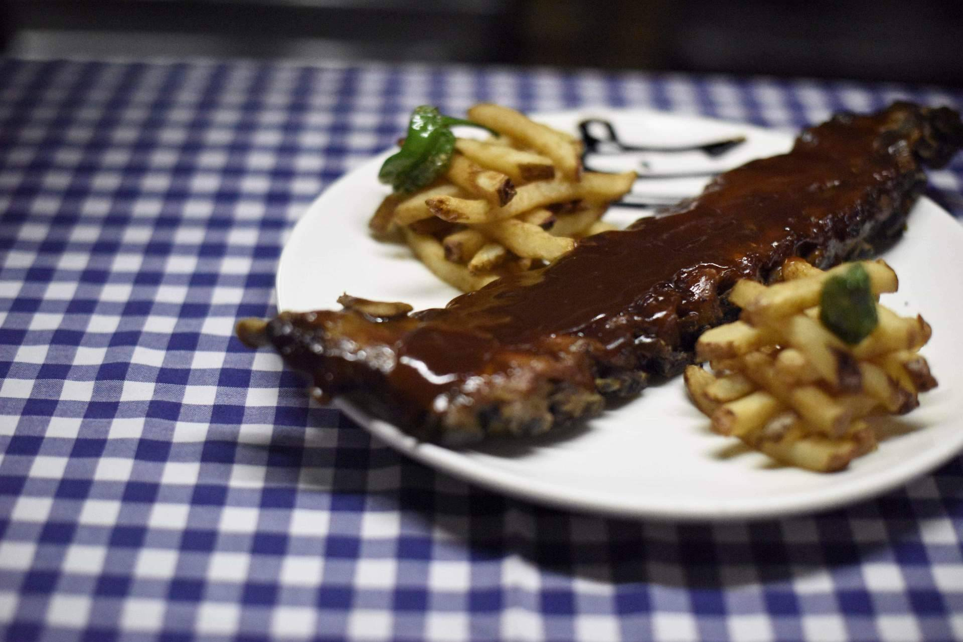 El sabor del fuego directo; especialidades a la brasa en Pasa Tapas, en la Barceloneta