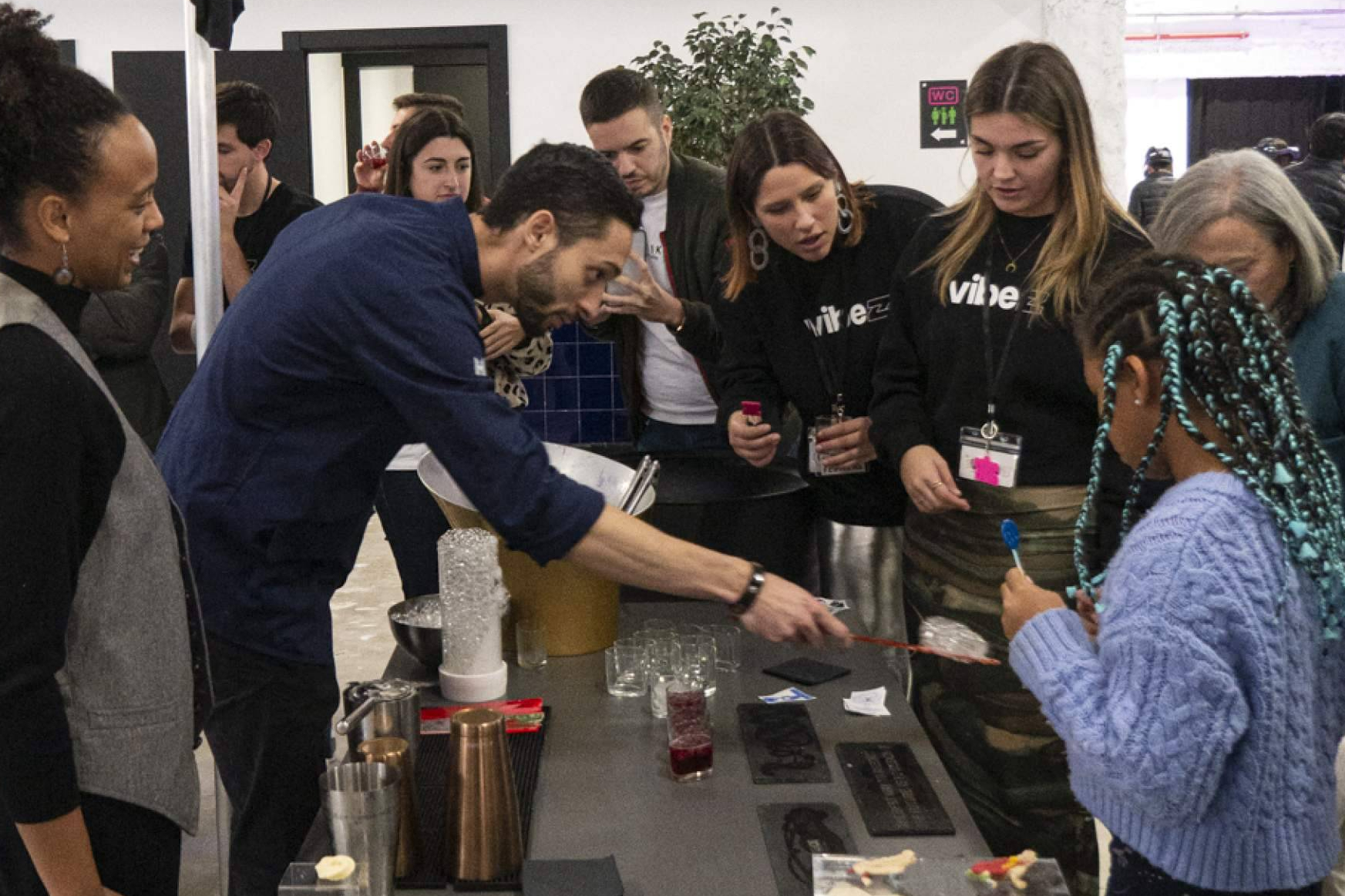 El emprendimiento joven protagoniza la 3a edición del VIBEZ, Festival de Cultura Digital