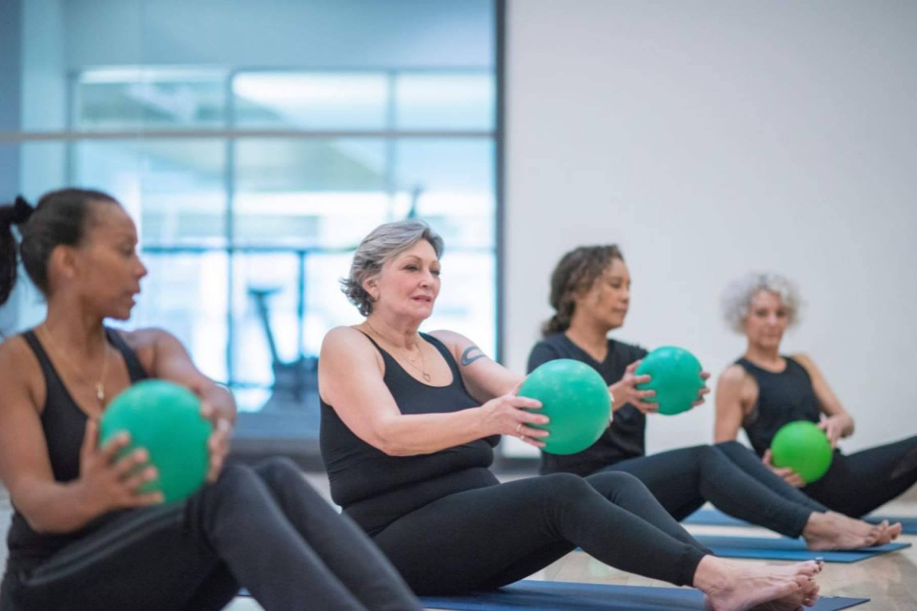 DobleFit convierte su tienda de equipamiento deportivo en un punto de partida para entrenar en casa con criterio
