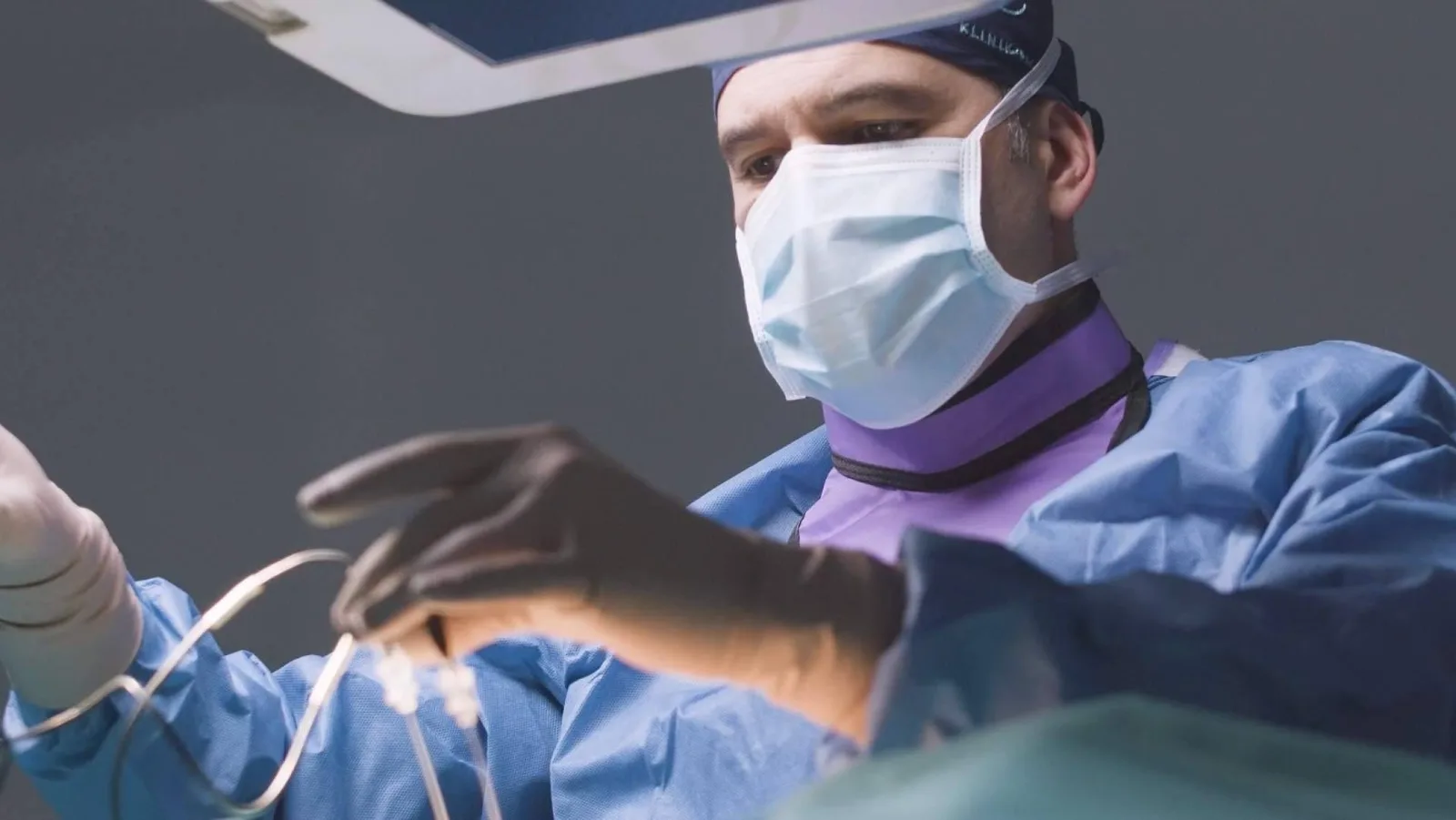 Hernia discal, opciones terapéuticas que pueden evitar la cirugía de columna