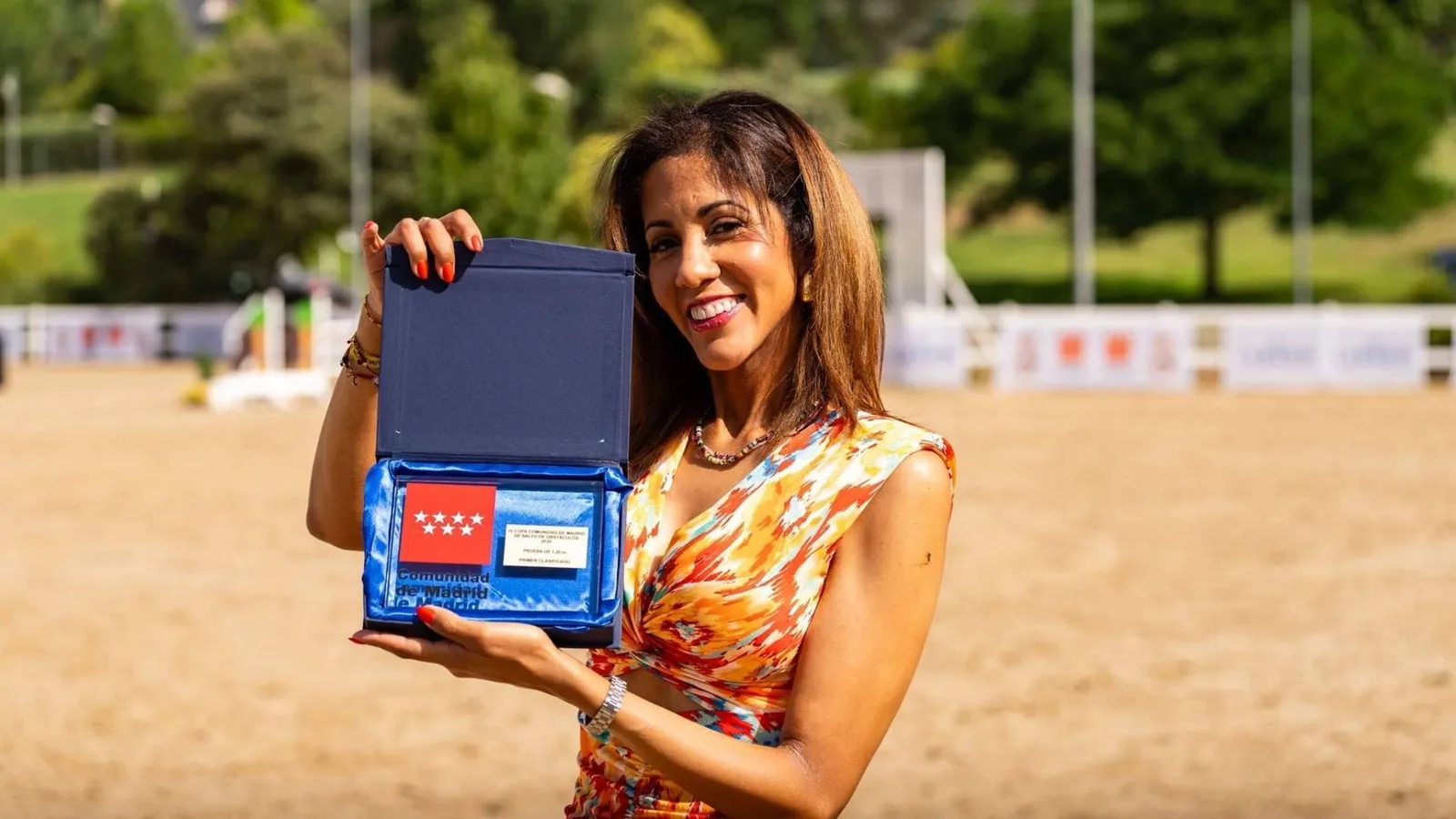 Shelly Ramírez consolida su trayectoria como presentadora especializada en eventos deportivos e institucionales