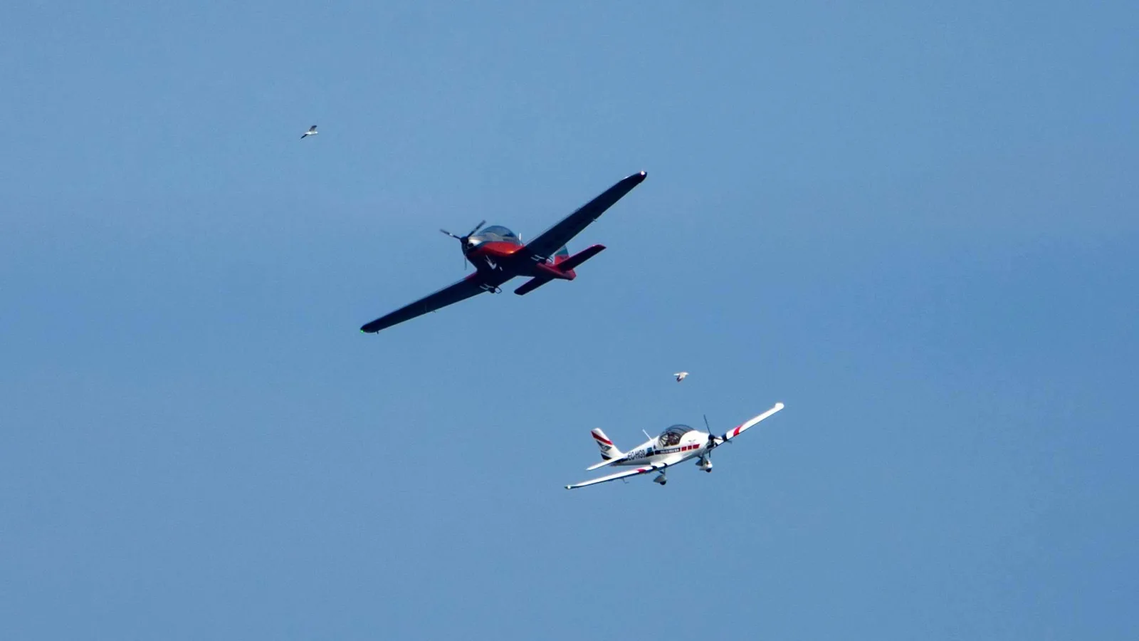 La experiencia de pilotar un avión por primera vez con 'Piloto por un día'