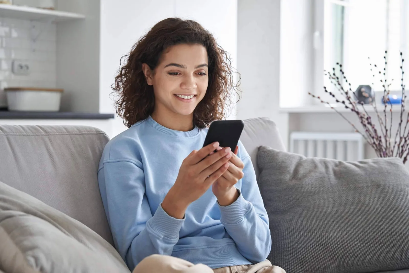 American Language Academy explica qué aporta aprender inglés con apps y cuáles son sus limitaciones